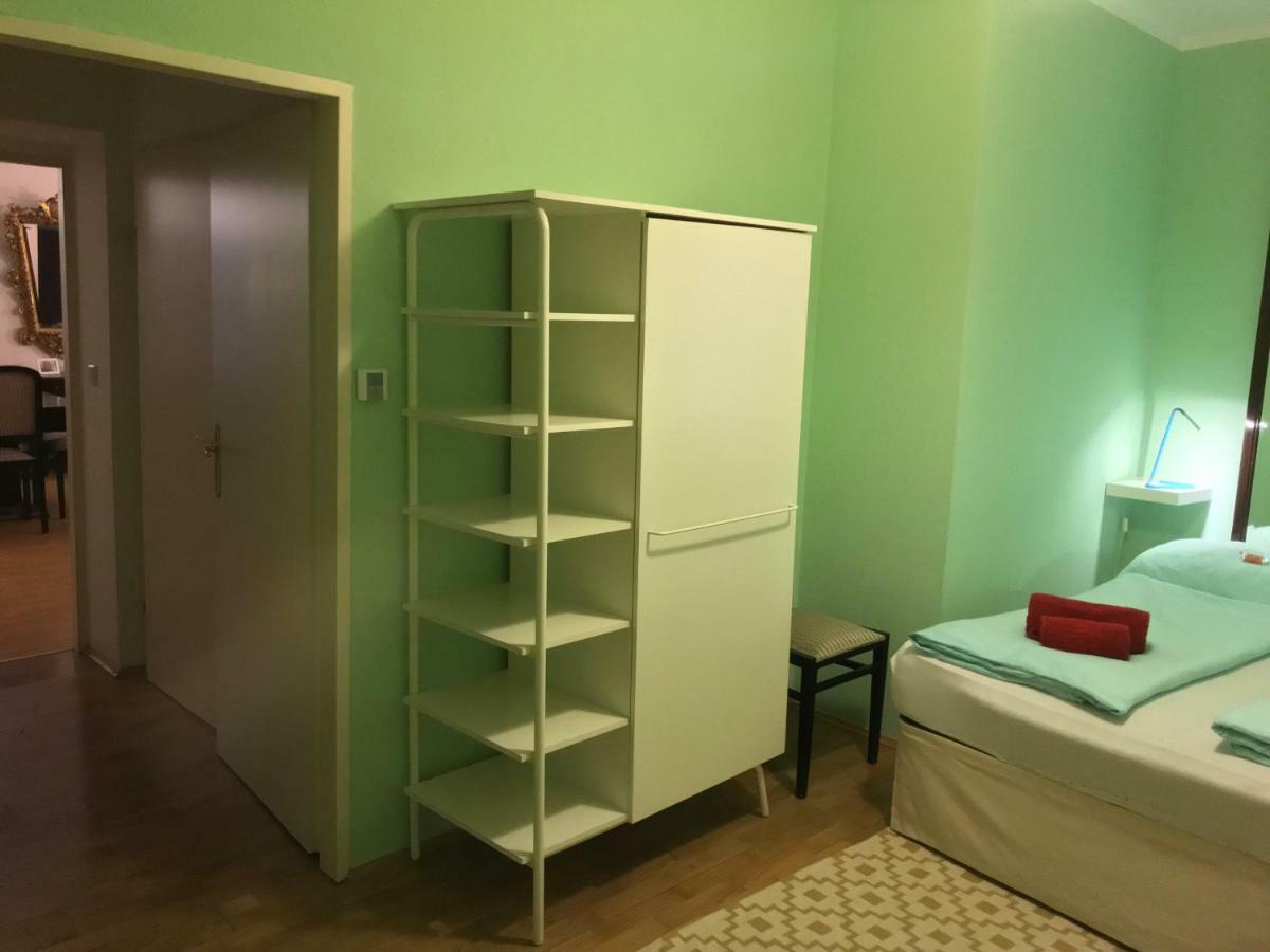 The Barts City Center - Self Check-In Виена Екстериор снимка